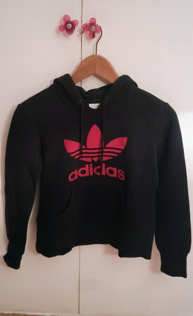 Moletom Adidas com capuz