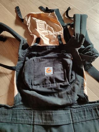 Mochila porta bebés ergobaby