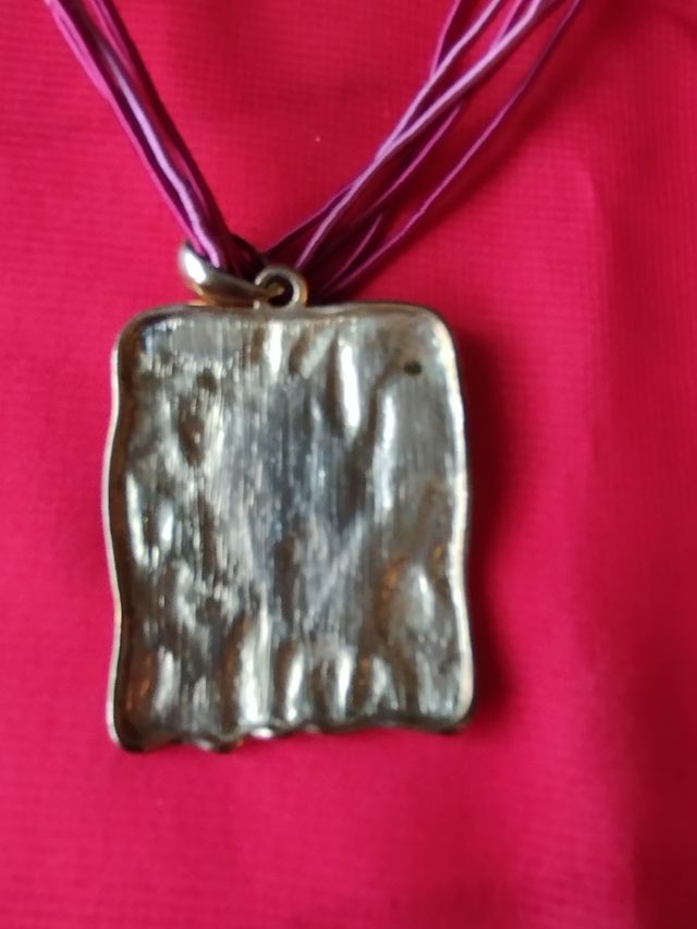 Conjunto collar y pendientes,como nuevo.