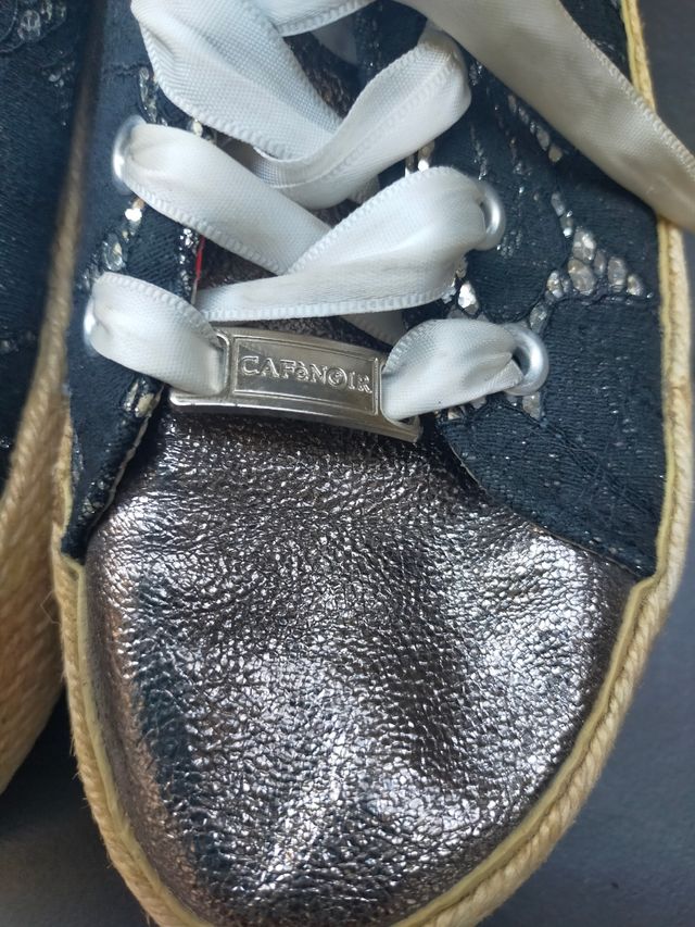 Sneakers argento e nere