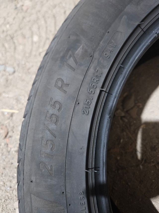Neumaticos Michelin  215/55 R17