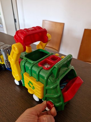 Camión de basura 30cm