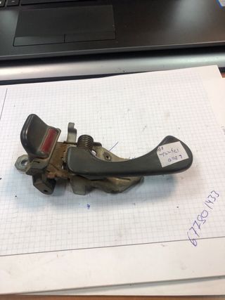 Maneta interior t/derecha l200