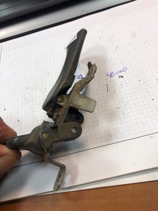 Maneta interior t/derecha l200