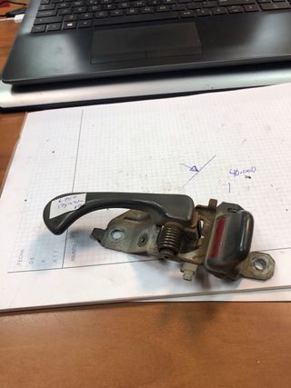 Maneta interior t/derecha l200