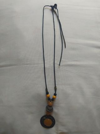 Colgante color ámbar