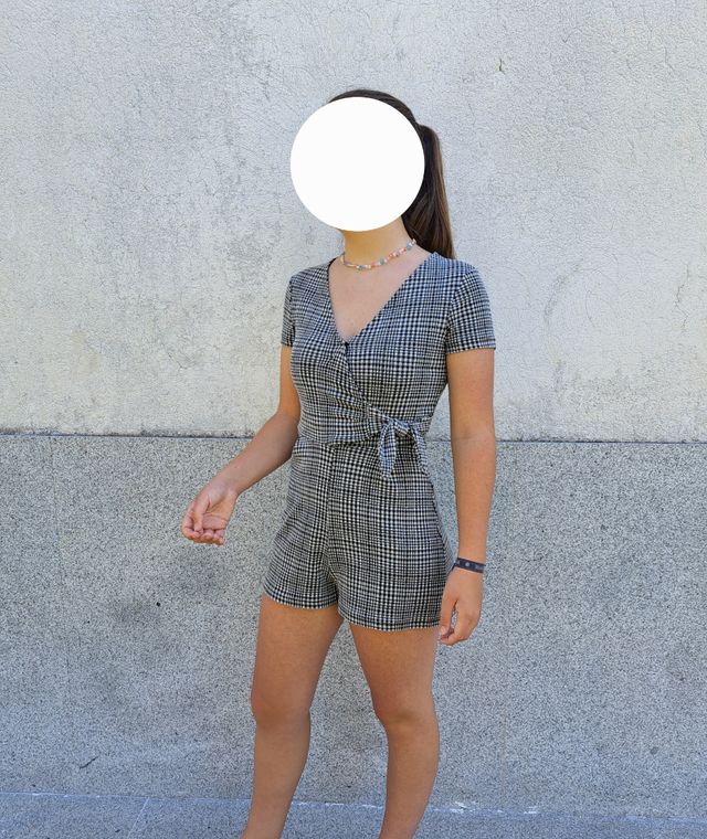 Mono Vichy corto Bershka