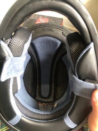 Casco MT Helmets (talla L)