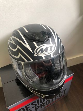 Casco MT Helmets (talla L)