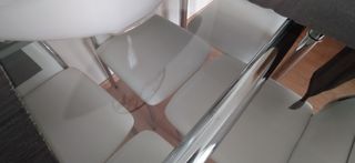 Mesa de salón en cristal extensible