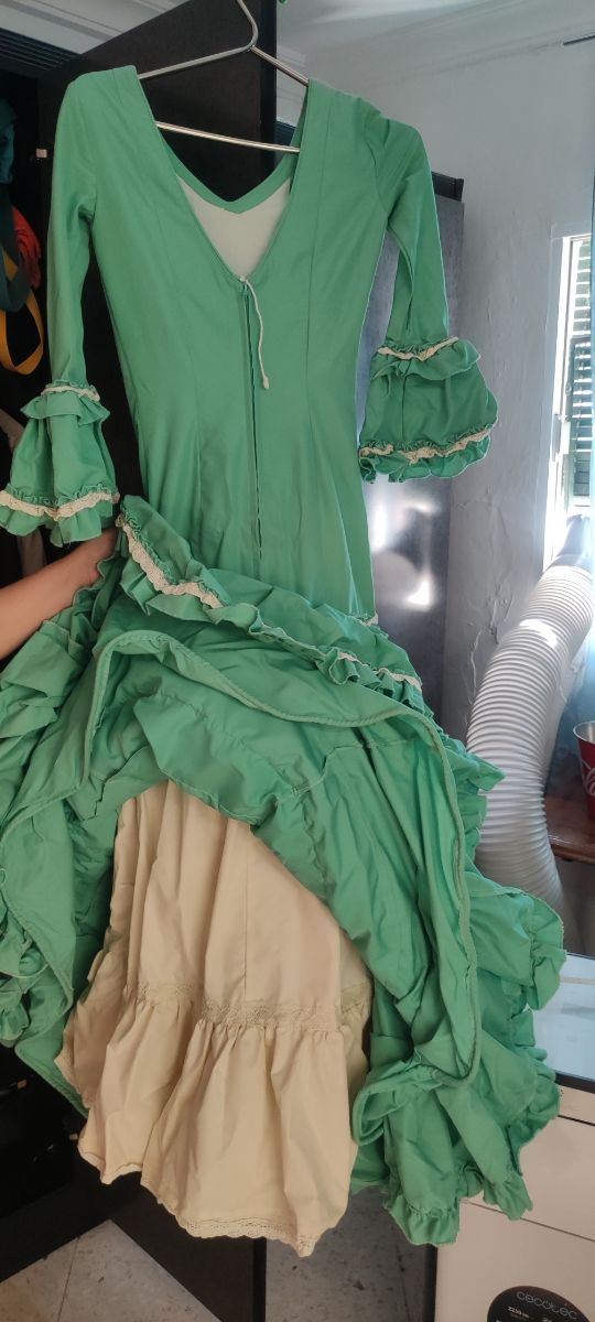 Traje de flamenca verde agua