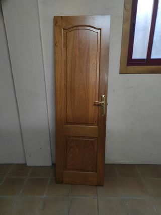Puerta de madera