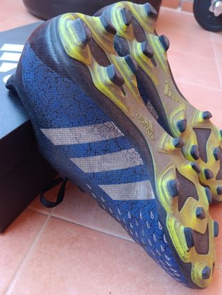 Botas futbol niño 