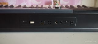 Teclado eléctrico de 61 teclas