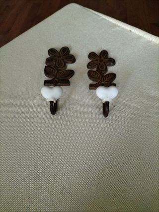 Perchas diseño flor