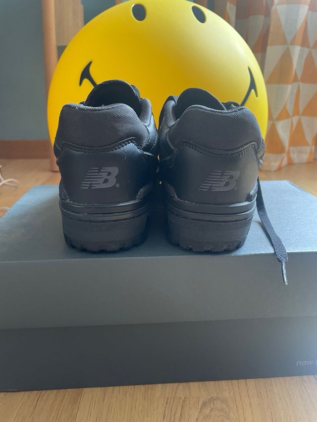 New Balance 550