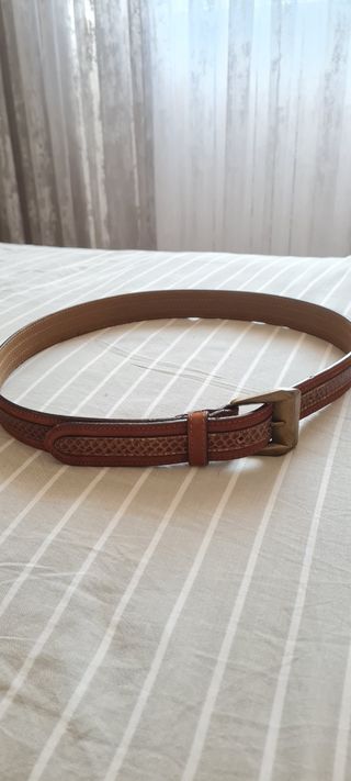 Cintura in cuoio e pelle di coccodrillo 