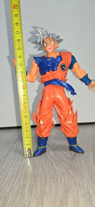 Goku Ultra Instinto