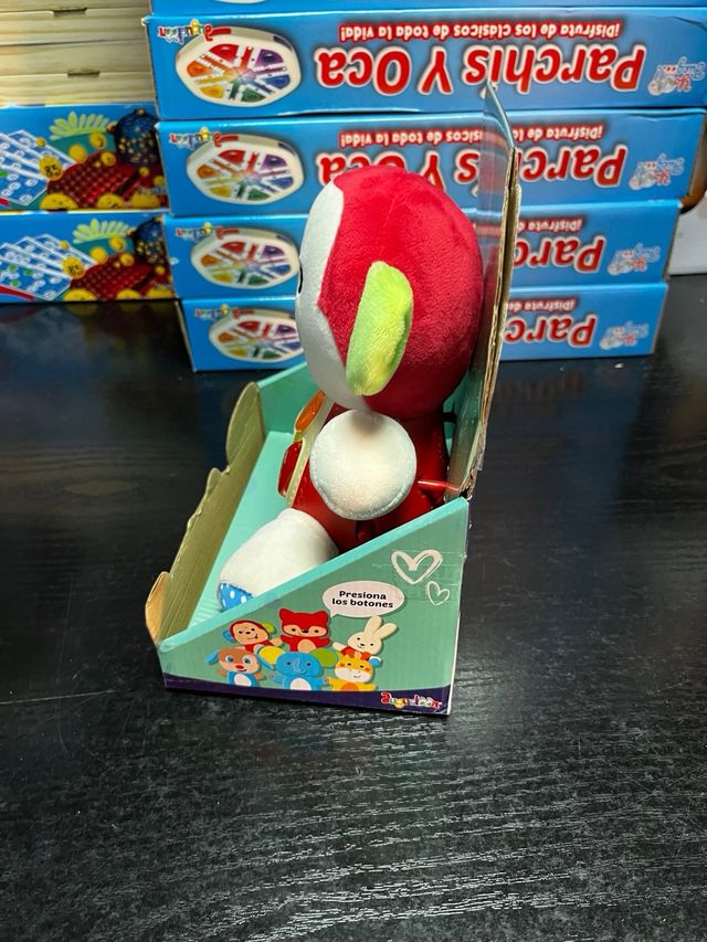 Muñeco musical nuevo