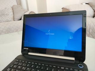 Portátil Toshiba 11'6"