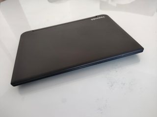 Portátil Toshiba 11'6"