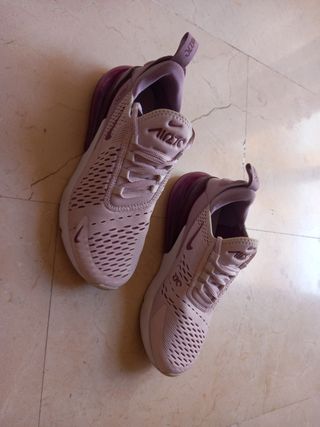Nike Air Máx 270