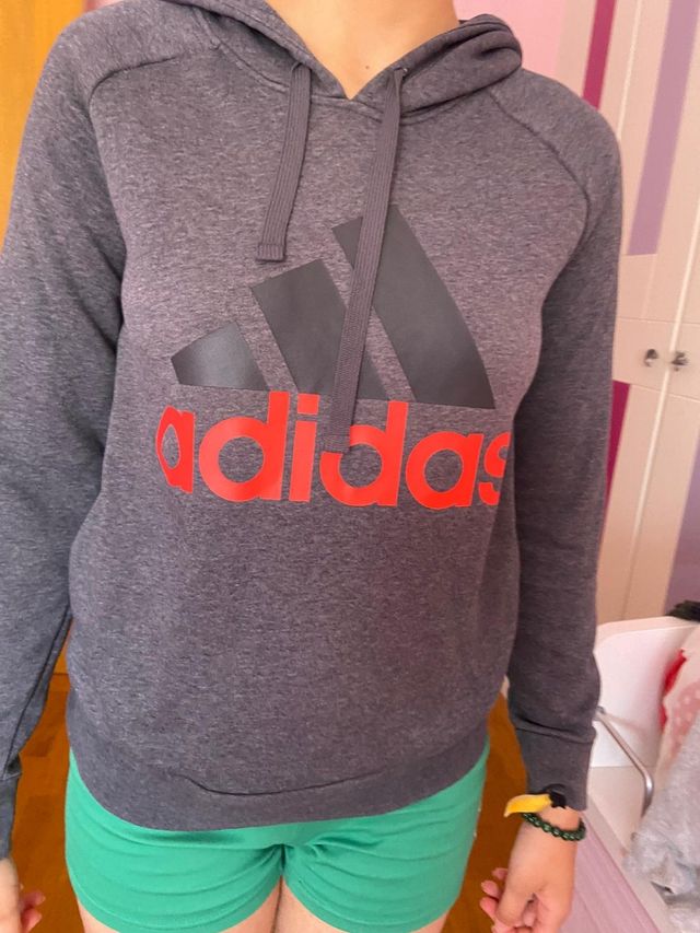 Sudadera con capucha marca Adidas talla S