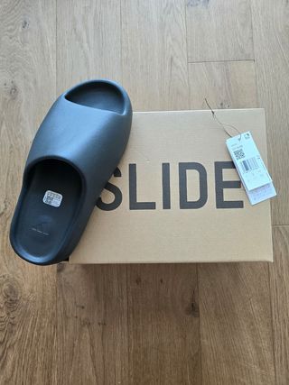 Yeezy slide Onyx