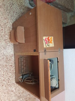 Máquina de coser Wertheim modelo 9029