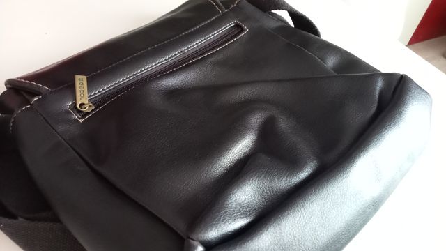 Bolso bandolera grande Gabol, en polipiel