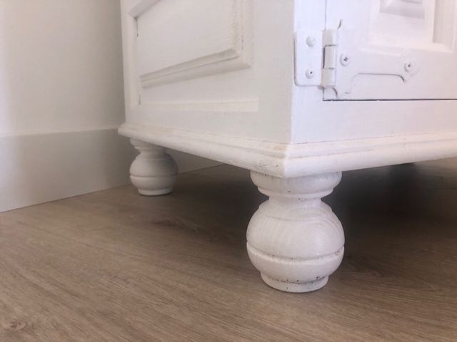 Mueble madera vintage blanco