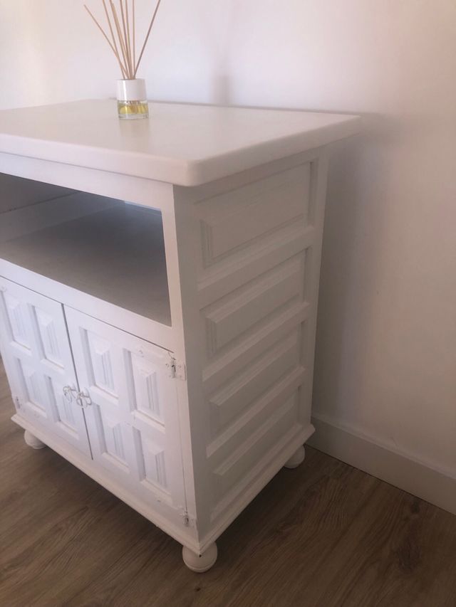 Mueble madera vintage blanco