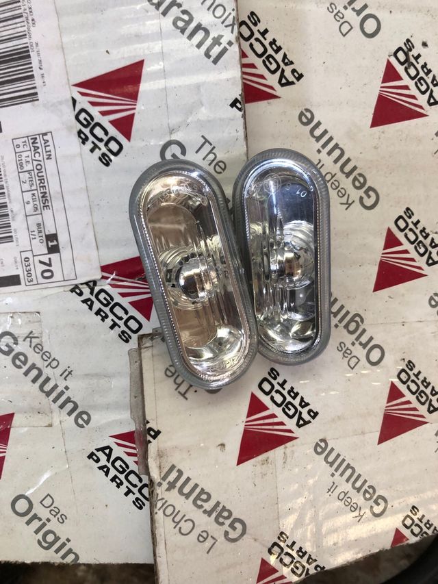 Juego pilotos laterales golf mk4 