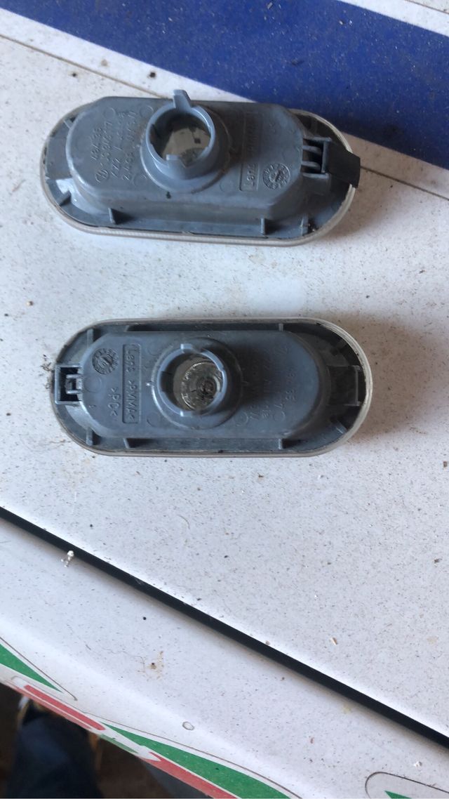 Juego pilotos laterales golf mk4 