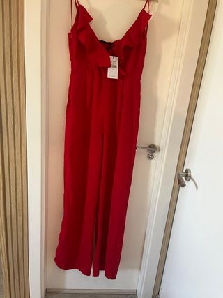 Mono rojo a estrenar.