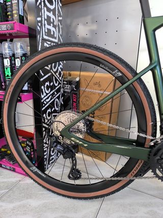 OFERTA BICICLETA GRAVEL BH GRAVELX R 5.5 2025