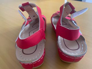 Sandalias rojas