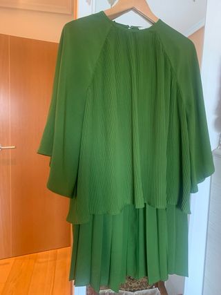 Conjunto Falda MANGO y blusa verde oscura L