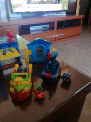 Superzings comisaria y banco
