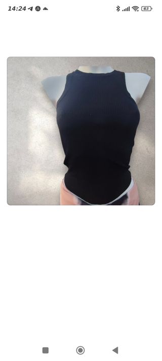 Camiseta sin mangas "Zara".