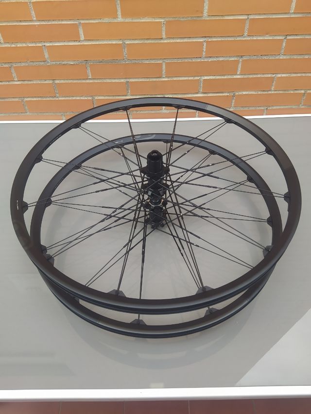 29" CrankBrothers Cobalt 3 Boost.NUEVAS. ENVÍO!