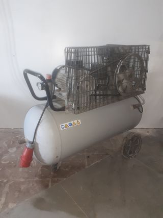 COMPRESOR DE AIRE AARIAC BUSKA 100L 