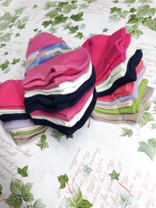 14 pares de meias curtas em algodão