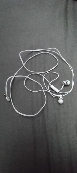 AURICULARES