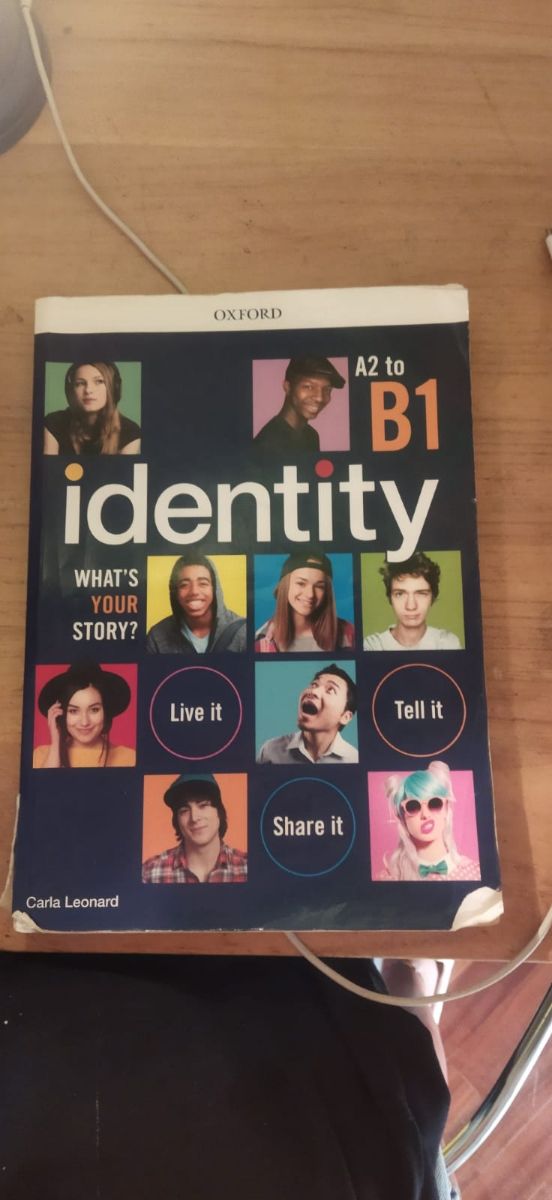 Libro di testo Identity A2 to B1