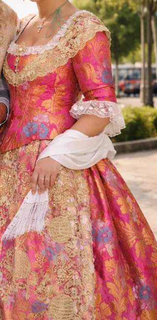 Traje de fallera