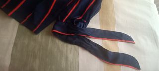 Blusa entallada manga francesa
