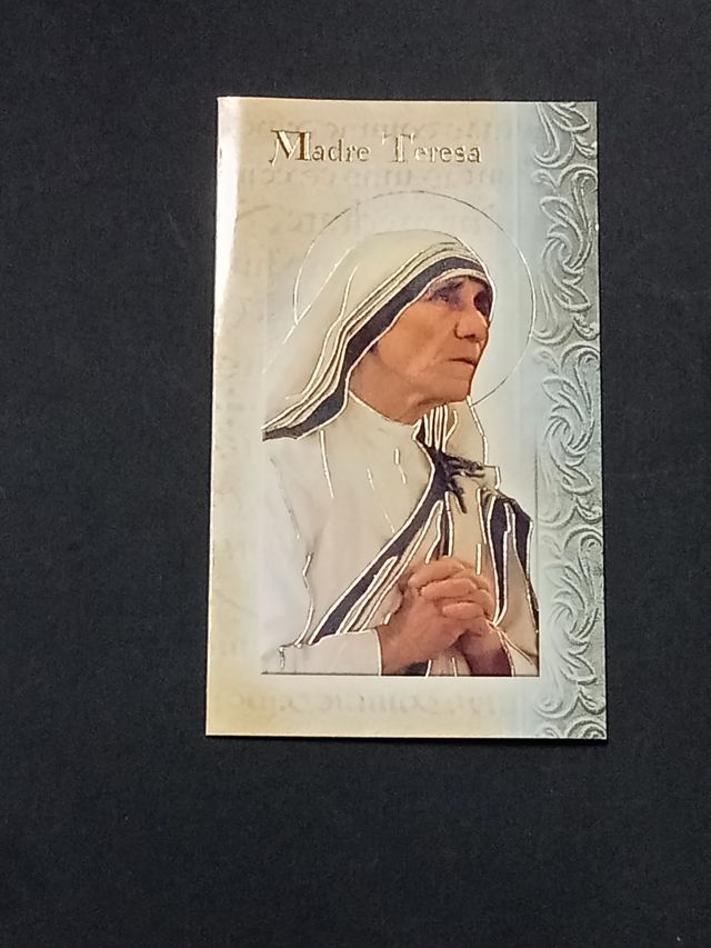37 santini doppi, madre Teresa di calcutta