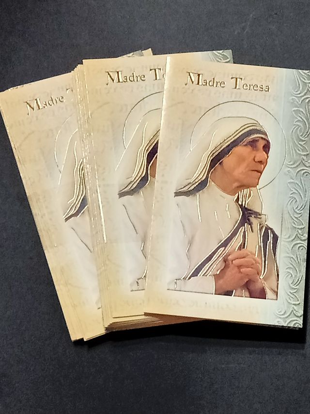 37 santini doppi, madre Teresa di calcutta