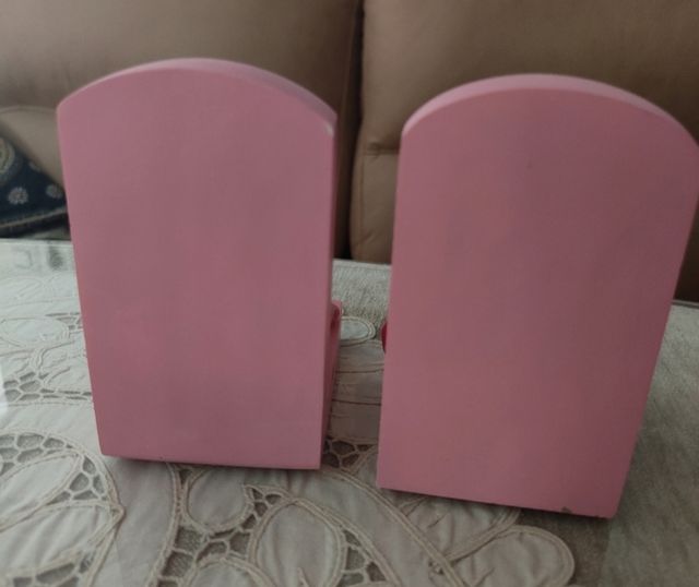 SUJETA LIBROS. PESAN.SERA DE ESCAYOLA